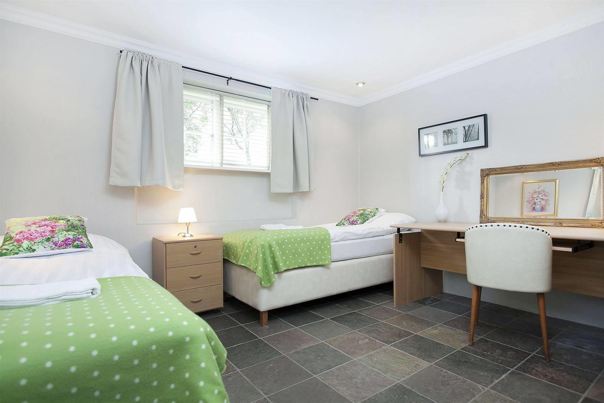 Skolabru Guesthouse Reykjavík Dış mekan fotoğraf