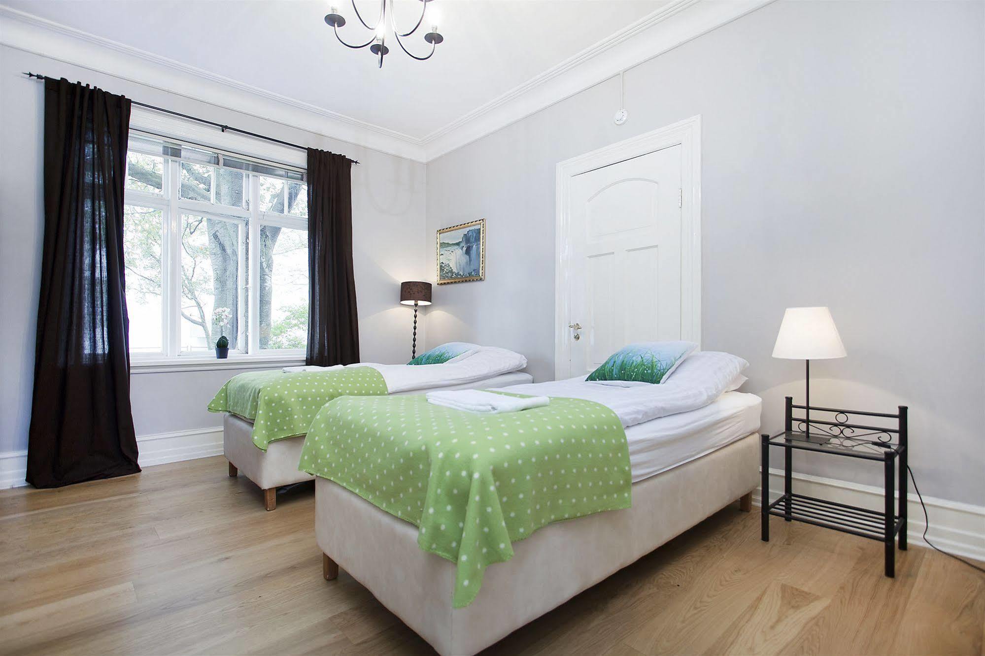 Skolabru Guesthouse Reykjavík Dış mekan fotoğraf