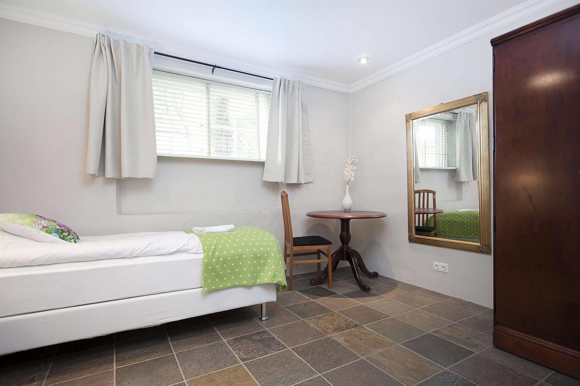 Skolabru Guesthouse Reykjavík Dış mekan fotoğraf