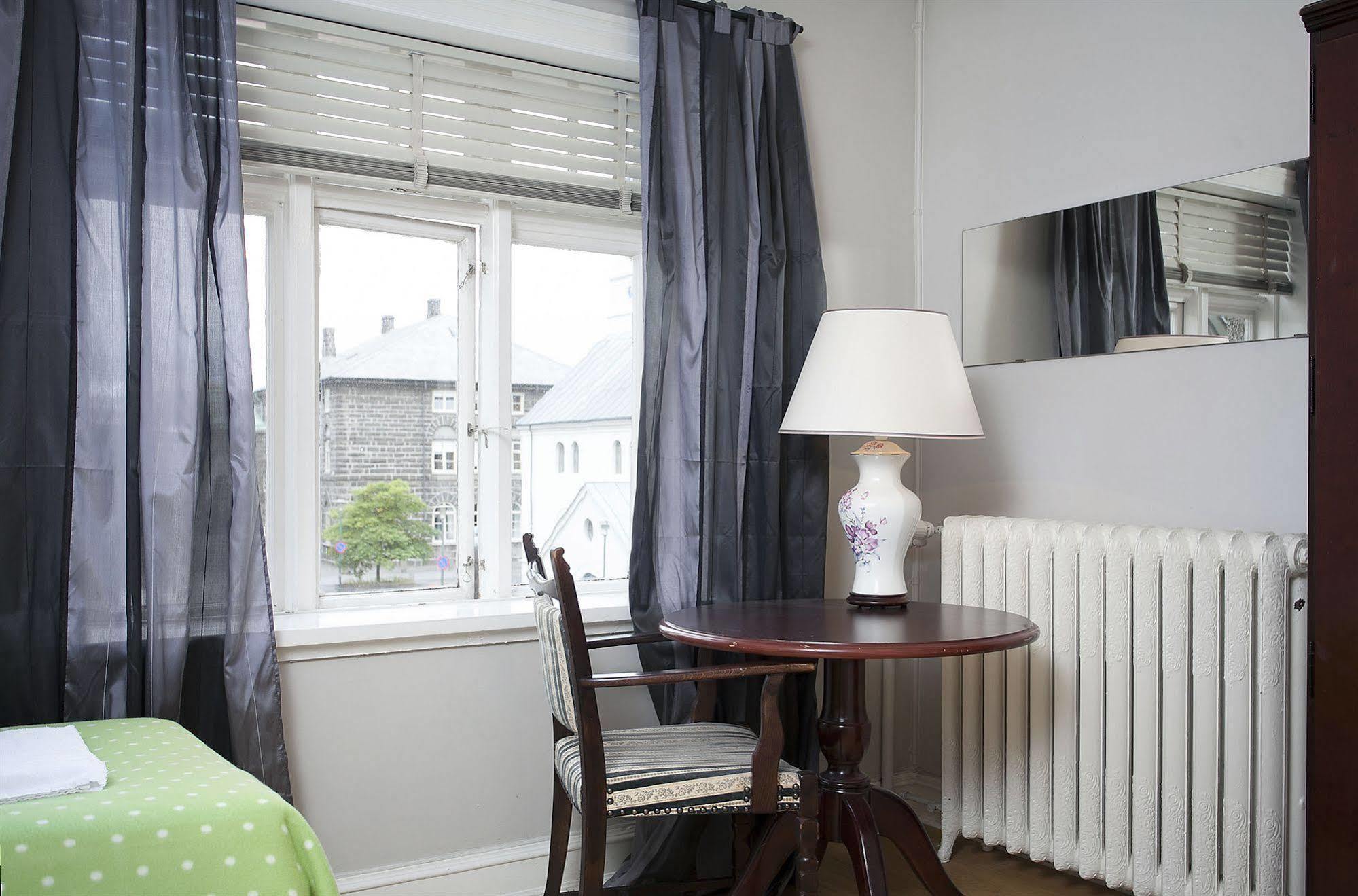 Skolabru Guesthouse Reykjavík Dış mekan fotoğraf