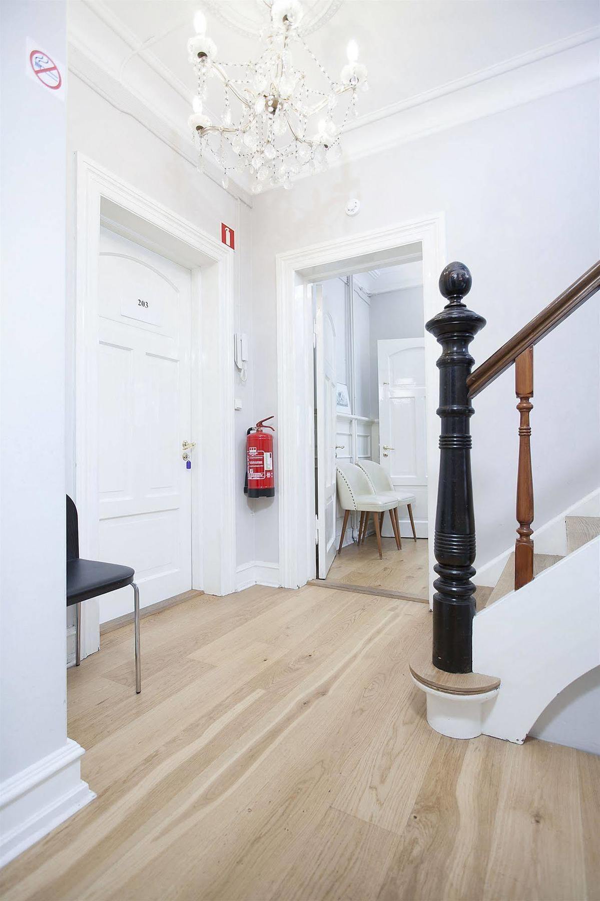 Skolabru Guesthouse Reykjavík Dış mekan fotoğraf