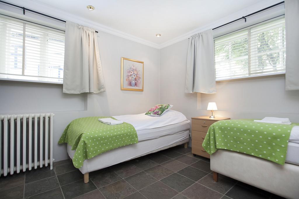 Skolabru Guesthouse Reykjavík Oda fotoğraf