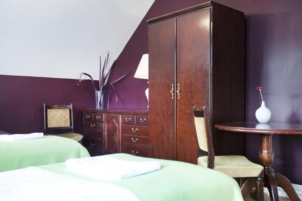 Skolabru Guesthouse Reykjavík Oda fotoğraf